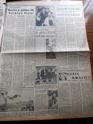 Yeni İstanbul Gazetesi - 1 Aralık 1953 - Yeni İstanbul Gazetesi 5 Yaşında - Millet Davaları Ve Gazete Yaşam Mustafa Nermi Köşe Yazısı - Yeni İstanbul Gazetesi Hakkında Mühim Şahısların Görüşleri - Başbakan Adnan Menderes - CHP Genel Başkanı İsmet İnönü - Ulaştırma Bakanı Yümnü Üresin - Profesör Sıddık Sami Onar - Profesör Doktor Yavuz Abadan - Çorum Valisi Rüştü Ülken - Muş Valisi Zühtü Öner - Çanakkale Valisi İhsan Sabri Çağlayangil - Zapion Rum Kız Lisesi Müdürü Aleksandros Hacopulos - Türk Devrim Ocakları İstanbul İl Başkanı Cahide Altan - Tıp Fakültesi Dekanı İhsan Şükrü Aksel - Esayan Ermeni Kız Lisesi Müdürü Hermine Kalustyan - Edebiyat Fakültesi Dekanı Profesör Macit Gökberk - Yeni İstanbul Ailesi Fotoğraf - Kızıl Kraliçe Yazan Jacgues Renand Yazı Dizisi - Marilyn Monroe Bir Beyzbol Oyuncusuna Kalbini Kaptırdı - Eva Bartok Maceralı Hayatını Anlatıyor - Beşiktaş Fenerbahçe Karşılaşması Üzerine Düşünceler - İngiltere F. A. Cup Maçları Başladı - Belgrad'da Büyük Bir Buz Stadı