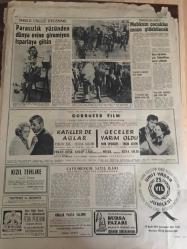 HÜRRİYET GAZETESİ 4 ARALIK 1966 YIL :19 SAYI :6682--Kafa kesip ,deri yüzenler kol geziyor ---Dağa çıkan imam--Dağa çıkan imam ---Ticaret filomuzda 1965 kaybı :47 bin ton tutarında 28 gemi ---Belçika Sarayı yeni bir kral için yatırım yapıyor --Parasızlık yüzünden dünya evine giremeyen Isparta ya gitsin ---Mahkum çocuklar  maça gidebilecek ---Gece öğrenimi için  bakanlıktan karar çıkmadı ---Gürbüzer  Film : Katillerde Ağlar ,Geceler Yarim  Oldu --Çağlayangil ,Yunan Dışişleri  Bakanı ile Paris te  görüşecek --İtalya da su baskınları  yine başladı ---Bütün eşkiyaların kendi hayat sahaları vardır ---Asfalt Osman için Türkü Bestelendi --Son bir haftada Almanya da altı Türk tevkif edildi ---Kral Hüseyin Suriye ve Mısır a şiddetle çattı --