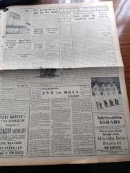 Yeni İstanbul Gazetesi - 23 Nisan 1953 - Çocuk Yazan Habib Edib Törehan Köşe Yazısı - NATO Bakanlar Konseyi Bugün Paris'te Toplanıyor - Komünistler 1170 Esiri Öldürmüşler - 23 Nisan 1920'nin 33. Yıldönümünü Kutluyoruz - Kore'ye Gidecek Genç Yedek Subaylar - Kadınlar Kongresinde Dün Çıkan Kavgalar - Karikatür - Küçük İnsanlar Yazan Faik Baysal Yazı Dizisi - İki Bayram Ve Tek Bir İdeal Yazan Mustafa Nermi Köşe Yazısı - Yavrukurt Gösterileri - Kütahya'da Bir Eroin Fabrikası Basıldı - Ankara'da Gençlerbirliği Ankaragücü Ve Demirspor'un Anlaşması - Resmi Filigranlı Kağıt Kullanan Demokrat Parti Organı - Belediye Reisini Halkın Seçmesi İsteniyor - 150 Meşhur İmza Taşıyan Bir Mektup - Binbir Gece Masalları Şekerpare Çeviren Reşad Nuri Darago Yazı Dizisi - Üç Yeni Banka Kuruluyor - Ankara İstanbul Radyosu Programı - Büyük Röportaj Serisi İslam Memleketleri Yazan Fikret Adil Yazı Dizisi - Romatizma Ağrıları Yılan Zehiri İle de Tedavi Edilebiliyor - Arı Unları - Piyale Naylon çorap - Gripin