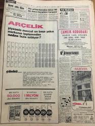 HÜRRİYET GAZETESİ 1 TEMMUZ 1967 YIL :20 SAYI :6886--Demirel :CHP lilere başka kapıları çalın dedi --Bütan Gazı sıkıntısı başladı --Amerikan uçakları bir Sovyet Ticaret Gemisini  Bombaladı --Yıllanmış bekar Kasım Gülek dün kendinden 34 yaş küçük bir  hanımla evlendi --Türk-Fransız  Ortak Bildirisinde Kıbrıs ta iki cemaat olduğu belirtildi ---Doktor Necdet Futbola  veda etti ---Kavun ve karpuz tane ile satılacak --Fevzi nin satış fiyatı 250 bin lira ----Celal Atik şampiyonluk bekliyor ---Galatasaray  Talat 'ı 400 bin liraya satışa çıkardı ---Türkiye 1. ligi 16 takımla oynayacak ---Turgay ın jübile maçı programı belli oldu ---Yelken maratonu yarın başlıyor ---Her yıl karılarından bıkan 140 bin koca kayıplara karışıyor ---Londra da dertli bir Türk ---Olimpiyat şampiyonu manastıra  kapanıp  rahibe oldu --Tek kişilik minik helikopter  bin 500 metreye çıkabilir ---Azraili atlatan  paten şampiyonu unvanını kaybetti --Gümrük tarifelerini yüzde 35 indiren anlaşmayı 45 ülke ile beraber imzaladık