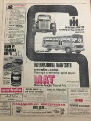 HÜRRİYET GAZETESİ 25 HAZİRAN 1967 YIL :20 SAYI :6880--Emeklilere bazı yeni haklar tanınacak :Rusya ile Mısır Askeri Pakt İmzalamışlar --Kahve  kaçakçılarına  ait motor  bir balıkçı  teknesi ile yakalandı ---Amerikan  aleyhtarı  miting hadisesiz  geçti ---Maliye Bakanı :Vergiler ıslah edilecektir dedi ---Kaçak mermi sokmak  isteyen Alman kızı ile sevgilisi tevkif edildi ---Turistik eşya sergisi 1 Temmuz da açılacak --Zimmetine para geçiren Amerikan senatörü  takbih edildi --Erol Büyükburç :Gençlik Türküsü ---Çiftçi çocukları özel eğitime tabi tutuluyor ----Acar Film 1967-1968 Filmleri --Göztepe -Altay ---Beşiktaş -Fenerbahçe A.Sami yen de karşılaşıyor --Johnson :Birbirimizi daha iyi anladık ---Yeni ihracat rejimi  dün yürürlüğe girdi ---Ana-oğul yıldırımdan öldü ---Rusya nın Mısır a verdiği uçak ve tankların ilk partisi yola çıktı ---