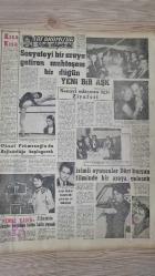 SON SAAT GAZETESİ -- 13 EKİM 1966 -- JAMES BOND 'UN BAŞARISI , 4 FİLİM 1 MİLYON LİRA HASILAT YAPTI --ABDURRAHMAN PALAY , MUHARREM GÜRSS , ORHAN ELMAS , KEMAL KAN , 4 KURŞUN FİLMİNDE BİRARAYA GELİYOR --OKSAL PEKMEZOĞLU KAMER BAŞINDA -- SOSYETEYİ BİR ARAYA GETİREN DÜĞÜN . NURETTİN OK VE AYTAÇ GÜLLÜOĞLU AİLELERİ NAİL GÜRÜN DÜĞÜNÜNDE -- İRA FURSTENBERG İÇİNİ DÖKTÜ -- SPOR ; TURGAY ALMAN MİLLİ TAKIMINA ŞANS DİLİYOR -- İKİ MİLLİ MAÇTA BEŞ GOL YEDİK -- TARIK BİNAT , MESLEK AHLAKI -- BİR GÜNDE 3 CİNAYET ....