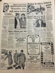 HÜRRİYET GAZETESİ 19 TEMMUZ 1967 YIL :20 SAYI :6904--2 gün içinde 31 bin işçi yurda döndü ---Makarios ,Kıbrıs için beşli bir  konferans teklif ediyor ---Almanya dan acı haberler :Yüzmek için nehre giren 2 işçimiz  öldü ---Memlekete dönerken  parçalandı ---2 zorba bıçak tehdidiyle  kaçırdıkları ressam çiftin yanındaki kıza tecavüz  ettiler ---Emniyet Müdürlüğünde Cinnet Getiren Adam Üstünü Başını Parçaladı ----Bir komando assubayını  4 köy halkı şikayet etti --Ferah Diba nın giymesi için yedi metre boyunda tuvalet  dikiliyor ---Porselen  ithalatı  yasaklandı ---Zarar eden otobüs idaresinin özel  teşebbüse  devri isteniyor ---Uzaya gidip -gelenlerin kanser  olma ihtimali çok ---Milyonların sevgilisi :Zeki Müren ---Oyunculara ceza değil ,onların hakkını versinler --Brezilyalı iki futbolcu Türkiye ye gelmek istiyor ---Sarıyerli Ruli ve Ş.Spor 'lu Mehmet Feriköy lü oldular --Hollandalı Su Kayağı uzmanı Türkiye yi bu spora müsait buldu ---