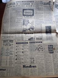 Milliyet Gazetesi - 17 Eylül 1960 - Sağlık Hizmetleri Tasarısı Tamamlandı - Kongo Meclisi Bir Parkta Toplandı - Adalet Divanının Savcı Sayısı Artırılacak - Belçika Kralının Nişanlısı Dona Fabiola Del Aragon Fotoğraf - Motor Uçağını Koç Uçağını Kurtardı - Devlet ve Hükümet Başkanı Cemal Gürsel Bugün Basın Toplantısı Yapıyor - Milli Korunma Suçlarından Af Edilenler Tahliye Oldu - Venedik Film Festivali - Çetin Altan Köşe Yazısı - 350 Eczahaneden 70'i Usulsüz Açılmış - Bugünkü Burç Falı - İstanbul Ankara Radyosu Programı - Gördüğüm Rusya Röportaj Ömer Sami Coşar Yazı Dizisi - Abdülcanbaz'ın Maceraları Çizgi Roman Çizen Turhan Selçuk - Şampiyonlar Geçiyor Yazan Yavuz Bayraktar - Mustafa Dağıstanlı - Cici Can Çizen Bedri - Cisco Kid Çizen Jose Salinas Rod Reed- Allahlık Ali Bey Çizen Swan - Güreş Federasyonu Yeniden Kuruldu - Halit Kıvanç - Beşiktaş Maçının Hakemleri Yine Çek - Metin Oktay Toptaşı Cezaevinde