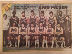 Tercüman Süper Spor Dergisi - 23 Mart 1983 - Sayı:12 - Türk bisikleti İmkan yok sevgi var! - Haluk Sarıuçak - Süper Portre - Efe Aydan - 1600 Yıl Önce Bir Hint Prensi, Kaplan Pençesinden İlham Aldı ve Bu Spor Doğdu - Kung-Fu - Stenmark'ın kayağı dama atıldı - Şimdi Mahre var - Ceza rekortmenler - Erol Yüksel, tam 22 senedir Beykoz'da oynuyor - Voleybol 1. Küme'de de mücadele beklendiği gibi bitti - Arçelik şampiyon - Buzluk - Turgut Bıçakçıoğlu - Kafa Travması - Düşünen Mektuplar - Spor Uzmanı - Tevfik Ünsi - İkinci amatör kümede ilk yarı sona erdi - 1.kime'de TED, sonuncu DSİ'ye yenildi - Siz hakem olsaydınız - Dünya sporunda ''Türk Lobisi'' yok - Geçmişte yaşadıklarımız - Türkiye Basketbol Şampiyonu Efes Pilsen Kadrosu Posteri fotoğraf ve haberi - Tam Takım Dergi