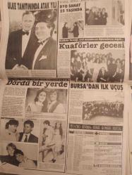 Haftanın Sesi Haftalık Magazin ve Siyasi Aktüalite Gazetesi - 3 Ocak 1992 - Sayı:1 - Türkan Şoray - Sultan'dan müziğe ''evet'' - Ajda Pekkan - Burçin Orhon - Müjdat Gezen - Ateşböceği Ercan - Perran Kutman - Nil Ünal - Gökben - Ünal Uzun - Okay Temiz batıya döndü - Nilgün Onatkut - Lady'nin kaseti Sibel Egemen'e emanet - Güngör Bayrak - Harun Koçak - İlhan İrem - Sema Çelebi - Hülya Bayhan - Canan Turgay - Celil Turgay - Dilek Yalçınkaya - Zeynep Poyrazoğlu - Vural Gökçaylı - Zeynep Sılan - Ekrandaki Glasnost - Erkin Koray'dan Led Zeppelin'e - Bilgisayar motorsiklet - Güle Güle 1991 Hoş Geldin 1992 - Benim Güzel Çamaşırhanem - Çelik Cazibe - Çiğdem Tunç - Sezen Aksu - Uğur Yücel - Dile Düşen Çıkar Düşkünü - Nebahat Çehre - Semih Balcıoğlu - Müjdat Gezen - Cemal Safi - Rauf Altıntak - Sadrettin Kılıç - Tülin Oral - Cihan Ünal - Günseli İdiz - Ayakların dili olsa da konuşsa - Volkan Severcan - Serdar Candar - Milli Defile - Sibel Gökçe - Özlem Selanik - Emrah Hattat- Tam Takım Gazete