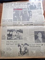 Akşam Gazetesi - 11 Kasım 1960 - Atatürk'ü Dün Milletçe Andık - İngiliz  Yazar Lord Kinross Atatürk'ün Hayatını Anlatıyor - İsmet İnönü'ye Sevgi Gösterisi Yapıldı - Arsa Yolsuzluğundan Sabık Tarım Bakanı Nedim Ökmen Hesap Veriyor - İstanbullu'lat Da Kennedy'yi Seçti - İslam Enstitüsüne Nihayet Yer Bulundu - Adnan Menderes İsmet İnönü'ye Hürmetim Var Dedi - Karaköy Trafiğine Yeni Şekil Verildi - Oleyis Kongresi Gürültülü Geçti - Demokrat Parti 10 Yılda Yarım Milyar Toplamış - Sabıklar ATA'ya Saygı Duruşu Yaptı - Hülagünün Gözdesi Çizen Suat Yalaz - Ateşli Kız Gina Yazan George Albert Gley Yazı Dizisi - Günah Maskesi Çizgi Roman Resimleyen Remzi - 19 Yaşındaki Sarışın Yıldız Elke Sommer - Kont Senlibenli Çizgi Roman - Nazlı İle Hamza Karikatür - Yaralı Gönül Çizgi Roman - Bize Barbaroslu Derler Çizen Ratip Tahir Burak - Gölgeler ve İnsanlar Yazan Victoria Holt Yazı Dizisi - Rus Rostov'u Yenecek Takım Aranıyor - Güreş Kulüpleri Ajan Sadık Koparanla İhtilafta - Spor Şurası Divanı Kuruldu