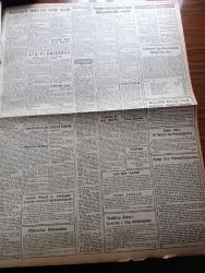 Akşam Gazetesi - 10 Kasım 1960 - Atatürk'ü Anıyoruz - Atatürk'ün 22. Ölüm Yıldönümü İçin Bütün Yurdda Anma Törenleri Yapılıyor - Amerikan Başkanlığını Nixon'u Mağlup Eden Kennedy Kazandı - Kennedy Amerika'nın En Genç Başkanı Oldu - Atatürk Fotoğrafı - Atatürk Haftası Başlıyor - Adnan Menderes'in Yaveri Dün Tertibi Anlattı - Vinylex Davasında Savcı İddianamesini Okudu - Atatürk'ün Ölüm Yıldönümü Sebebiyle Eğlence Yerleri Ve Sinemalar Kapalı - Yassıada'da Anma Töreni - Selam Sana Atatürk Yazan Müşerref Hekimoğlu Köşe Yazısı - Hülagünün Gözdesi Çizen Suat Yalaz - Ateşli Kız Gina Yazan George Albert Gley Yazı Dizisi - Özel Teşebbüs Haliçte Bir Tersane Kuruyor - Yüksek İslam Enstitüsünün Lağvı Bahis Konusu Değil - Günah Maskesi Çizgi Roman Resimleyen Remzi - İtalyanlar Otomobil Modası Yaratıyorlar - Kont Senlibenli Çizgi Roman - Nazlı İle Hamza karikatür - Yaralı Gönül Çizgi Roman - Vadiler Hakimi Çizgi Roman - Bize Barbaroslu Derler Çizen Ratip Tahir Burak - Milli Takım İle Rostov Berabere