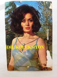 Türkan Şoray Kartpostalı - 1970'li Yıllardan -15 x 10 cm Ebadında