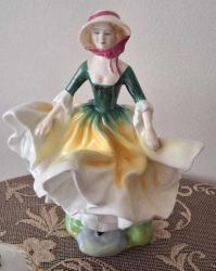 Royal doulton biblo