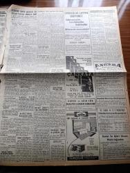 Akşam Gazetesi - 23 Aralık 1960 - Aziz Atatürk'ün Heykeline Tecavüz Olayı - Tevkif Edilen 11 Kişi Dün Belli Oldu - İstinye Tersanesinde Bir Yüzer Havuz Ve Bir De Şehir Hattı Vapuru Denize İndirildi - Adana Canavarı Bilal Kutluca Dün İdam Edildi - İpar Davası - Edirne'de Üniversite Kurulmalı - Hülagünün Gözdesi Çizen Suat Yalaz - Ateşli Kız Gina Yazan George Albert Gley Yazı Dizisi - Müşerref Hekimoğlu Köşe Yazısı - Dün Balıkhaneye 50 Ton Uskumru Balığı Getirildi - Ağalardan Sonra Röportaj Müfit Duru Yazı Dizisi - Şeyh Sait'in Oğlu Salahattin Fırat Ben Yobaz İlimsiz Şeyh Değilim Diyor - Yılbaşı Hediyesi Nasıl Olmalı - Gölgeler ve İnsanlar Yazan Victoria Holt Yazı Dizisi -  Nazlı İle Hamza Karikatür - Yaralı Gönül Çizgi Roman - Vadiler Hakimi Çizgi Roman - Fenerbahçe Beşiktaş İle Yapacağını Kritik Maçta Can Bartu Oynayacak - Galatasaray Ankara'ya Gitti - Toto'da Kazanılan 30 Bin TL İkramiye Sahibini Bekliyor - Kasımpaşa Ali Sami Yen Stadında Çalışamadı - Sivas'taki Güreşler - Vehbi Emre