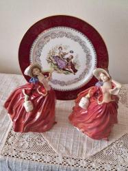 Royal doulton biblo