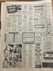 HÜRRİYET GAZETESİ 24 MART 1968 YIL :20 SAYI :7148--Demirel :Çok dürüst bir seçim yapacağız ---Güney Zobu 'nun evinde 300 bin liralık döviz ele geçirildi ---Kılıç Ali 17 yıl dargın kaldığı oğlu Gündüz Kılıç ile  barıştı ---Fransa nın ünlü şarkıcıları  Türkiye yi boykot edecek ---Belediye Memurlarının Avans Alması Sağlanacak ---Johnson ,General Vestmoreland 'ı Vietnam dan Geri Çekti --Yarın başlayacak grev için  Tekel Genel Müdürü ,Stoklarımız Yeteri Kadar Var ,Diyor ---İstanbul da bir köpeğin  kalbi değiştirilip bir saat yaşatıldı --İngiltere Başbakanı Kendisini Yuhalayanlara Nasihat Etti --Şekerspor oynadı Göztepe kazandı :1-0---Can lı Fenerbahçe G.Birliği Karşısında ---Mersin İ.Yurdu A.Gücü nü devirdi :1-0---Feriköy 'ün kurtulma şansı günden güne azalıyor ---Balkan Kros Şampiyonası Bugün Yapılıyor ---