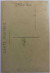 SANDALYENİN ÜZERİNDE AYAKTA POZ VEREN PONPON BERESİ OLAN KIZ BEBEK FOTOĞRAFI ,1920,  ORİJİNAL SİYAH & BEYAZ, 13X9 EBADINDA - 1940'LAR, 1950'LER, 1960'LAR ve 1970'LER TÜRKİYE'SİNDEN NOSTALJİK DOĞUM GÜNÜ HEDİYESİ