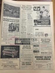 HÜRRİYET GAZETESİ 20 MART 1967 YIL :19 SAYI :6786---Davaya ihanet eden on Türk kara listede ---Luigi ,Dalida nın gözü önünde intihar etmiş ---Zam olmaz  ise 22 bin PTT ci grev  yapacak ---Hem  sevişiyor hem de geziyorlar ---Bir tüccar ,eşi ve 4 çocuğu öldü --Türkiye de 1 milyon 250 bin kişi penceresiz  evlerde yaşıyor ---Karakola 100 metre  mesafede dört dükkan soyuldu ---Gayri sıhhı müesseseler  şehir dışına çıkarılacak ---Rusya da altı aylık mecburi nişanlılık devresi isteniyor ---Amerika da  Hurma Festivalinde Devekuşu Yarışları da Yapıldı ---Fenerbahçe 2 -0 galip ---Galatasaray :1 Altınordu :1---Vefa ,Karşıyaka  ile  berabere  kaldı :0-0---PTT- Hacettepe yenişemedi --Kanton da ordu yönetime el koymuş ---Türkiye nin deprem bölgeleri tespit edildi ---Boksörü Nakavt Eden Güzel --Aynı kadını seven  kardeşini öldürdü ---7. Kattan Asansör Boşluğuna Düştü ---Benzinle elbise temizlerken yandı --