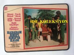 Hababam Sınıfı Sınıfta Kaldı, Yeşilçam Filminden Şener Şen, Kemal Sunal, Tarık Akan, Halit Akçatepe - Kalın Karton Baskı Kartpostal - 10 x 15 cm EBADINDA - Yeşilçam Hatırası: 019