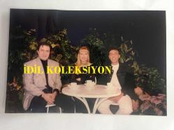 COŞKUN SABAH - NECLA EROL - 1994 TRT 1 DOLUNAY EĞLENCE PROGRAMI SANATÇILARI ORİJİNAL FOTOĞRAFI, 10 x 14 cm EBADINDA