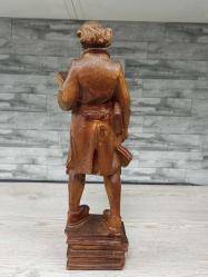 Eskilerden Avrupa Ahşap Kitap Kurdu Heykel