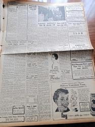 Cumhuriyet Gazetesi - 15 Ağustos 1957 - İşbirliği Konferansı Dün De Devam Etti - Toplantı Sonunda İsmet İnönü İyi Gidiyoruz Dedi - Yakup Kadri Karaosmanoğlu Fuad Arna Ve Kasım Gülek Toplantı Çok İyi Gidiyor Dedi - İsmet İnönü'nün Garajına Saklanan Sivil Polis - Bursa'nın İrticai Hadise'nin Mesulleri Mahkeme Huzurunda - Molotof İntihar Mı Etti - Batı Trakya'da Türk Köylüsü Eziliyor - Kıbrıs Türkleri Arasında 15 Gün Röportajı Yapan Ömer Sami Coşar Yazı Dizisi - Müftü Dana - Doktor Fazıl Küçük - Mussolini'nin Hakiki Hatıraları Bulundu Ve Tekrar Kayboldu - Tarabyadaki İnşa Halindeki Oteli Emekli Sandığı Aldı - 7. Kore Değiştirme Birliğimiz Geldi - İstanbul'un Suyu Sapanca Gölünden Sağlanacak - Başbakan Adnan Menderes İzmir Fuarına Gidiyor - Fay Temizleme Tozu -  Krem Pertev - Fenerbahçeliler Cemiyetinden İstifa Etmeyen Fenerliler Haysiyet Divanına Verilecek - Akdeniz Yüzme Yarışları - Beşiktaş Yarın Ankara'ya Gidiyor - Basketbol Milli Takımı İtalya Milli Takımı İle Oynayacak - Pan American