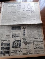 Cumhuriyet Gazetesi - 19 Ekim 1957 - Bir Savaşçı Yazan Nadir Nadi Köşe Yazısı - Adnan Menderes Dün İsmet İnönü'ye  Ağır Bir İthamda Bulundu - Üstad Hüseyin Cahit Yalçın'ı Dün Kaybettik Fotoğraf - Şemsettin Günaltay Demokrat Partilileri Yardıma Çağırdı - Hürriyet Partisi Seçim Beyannamesi Açıklandı - Türk Uçakları Suriye Üzerinde Uçmamıştır - Cumhurbaşkanı Neden Seçim Nutku Söylüyor - Cumhuriyetçi Millet Partisi'nin Dünkü Büyük Mitingi - Türkiye'nin Altınları - 20 Liraya Bir Yahudi Nakleden M. Kenan Kan Yazı Dizisi - İblisin Kızı Yazan Guy Des Cars Yazı Dizisi - Abdurrahman Gazi Garnizonunun Temeli Dün Atıldı - Kıbrıs'ta Bombalar Patlamaya Başladı - Burhan Felek Köşe Yazısı - Ankara'da Asya Gribi Şiddetlendi - Asya Gribine Yakalanan Hürriyet Partisi Liderleri - Dünkü İlk Antremanda Yalçın Granit Milli Takımdan Affını İstedi - Ankara Kapalı Spor Sarayı Açılıyor