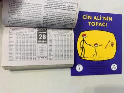 26 Haziran 2003 hediyelik orijinal Hakikat takvim yaprağı (Cin Ali kitabı hediyeli:)
