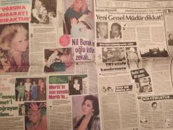 Şey Haftalık Aktüalite Sinema Tiyatro Müzik ve Magazin Gazetesi - 2 Nisan 1988 - Sayı:28 - Küçük Emrah'ın gizlediği çocuk - Berna Yılmaz'ı üzen tebrik olayı - Bülent Ersoy - Nigar Uluerer - Nil Burak'ın oğlu üstün zekalı - Merih Akalın - Aydın Olgun-  Öyle bir dünya ki... - Cem Duna - Ahmet beyazıt - Melike Zobu - Cihan Ünal - Selin Dilmen - Cem Özer - Faruk Tınaz - Yasemin Yalçın - Atilla Sarıkayalı - Engin Evin - Ayten Gökçer - Adnan Kahveci - Zeki Müren - Mesut Yılmaz - Tarık Akan'ın son gözdesi - İki Amiral Akraba Oluyor - Son sınıfların mutluluğu - Tülay Karaca - Beyaz Saray'da dünyası karardı - Ümit Yaşar'dan - Zekai Tunca - Devlet memurunun kaderi bu... - Hümeyra - ''Ben bir Perfectionist'im'' - Hümeyra - Belkıs Akkale - Cihat Burak - Işık Yenersu - ''Tiyatro pırıl pırıl bir beyin ve kocaman bir yürekle yapılmalı'' - Ömer Dişbudak - Meral Zeren - Serpil Benay - Coşkun Sabah - Gönül Tansel - Melda Işık - Nil ÜNal - Çiğdem Tunç - Hülya Koçyiğit - Gülşen Bubikoğlu -Tam Takım Gazete