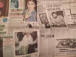 Şey Haftalık Aktüalite Sinema Tiyatro Müzik ve Magazin Gazetesi - 31 Ocak 1987 - Sayı:20 - Nazan Şoray Türk kanunlarını tanımıyor... - Ayşegül Nadir'in çok erkekli yaşamı... - Bayan Çevik - Hüner coşkuner - Nükhet Duru - Adile Naşit - Tarık Akan - Nizamettin Ariç - Kaçak Türkücü işini biliyor - Nizamettin Ariç - Gülden Karaböcek - Metin Akpınar - Güldüren adamın acılı günü - Sevtap Parman - Muazzez Abacı - Neco - Neşe Alkan - Beyaz Tok - Öztürk Serengil - Yorgo Vapuridis - Serdar Gökhan - Behiye Aksoy - Şakir ÖNer Günhan - Mümtaz Ener - Perran Kutman'la Müjdat Gezen dargın kalamadılar - Asil Nadir'e kafa tutan işadamı - Ümit Besen - Ali Hakan - Sevgi Akan - Handan Börüteçene - Nilüfer Ceylan - Aziz Nesin - Ayten Gökçer - Gürkan Peker - Celal Yarıcı - Ahmet Akbulut - Gülşen bubikoğlu - Ajda Pekkan - Ali Bars - Türker İnanoğlu - Ferdi Özbeğen -Serpil Çakmaklı - Ömer Uğur - İbrahim Tatlıses - Talat Bulut - Tam Takım Gazete
