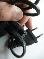 42 Volt 2000mA YLT-42-2000 AC Duvar Akü Şarj Adaptörü Elektrikli Scooter İçin   ADAPTÖR (YUKARI RAF KUTU