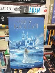 Buz Krallığı  Ciltli - Martı Kitap Plak