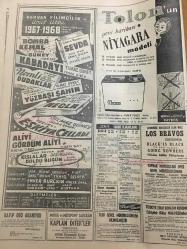 HÜRRİYET GAZETESİ 17 ŞUBAT 1967 YIL :19 SAYI :6755 --Demirel ,Mecliste TİP Mebuslarına şiddetle çattı --Şiddetli soğuklar Doğu ya  kayıyor --- Karlarla örtülü parkta işlenen aşk cinayeti :Genç bir kız sende erkek misin ? sözünü hayatı ile ödedi ---kadın yüzünden içkili gazino harp meydanına döndü ---Ankara da cinayet işleyen genç İstanbul Valiliğine teslim oldu ---Evlerde kullanılan kok ve bıllumum linyit kömürüne zam yapılmadı ---Kendisine sigara vermeyen kahveci bıçakla öldürüldü ---Büyükelçi kadın Konsolosla evlendi --İzmir de bir fabrika ile 9 iş yeri yandı ---Önümüzdeki ders yılında üç yeni lise açılacak ---12 öğrenci 604 saat durmadan bira içti ---Şampiyon Göztepe olacak ---Maçların tehiri hakemlere bırakıldı --Türkiye de 11 Yugoslav 3 Macar 1 Habeş Futbolcu Var ---İnter ,Real -Madrid i 1-0 yendi ---Beşiktaş idare heyeti görevi  devretmeğe hazır ---Kavanoz Kafalı Robot Televizyonda Başrolü Oynuyor ---Rus hükümeti Çarın hazinesini haraç mezat satışa çıkarıyor ----