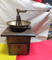 OSMANLI DAMGALI KAHVE DEĞİRMENİ