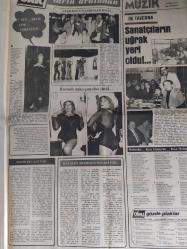 Yeni Olay Haftalık Aktüalite Sinema ve Magazin Gazetesi - 19 Şubat 1982 - Nazan Şoray haykırıyor - ''Çocuk istiyorum'' - Nevzat Ayas - Güler Oğlu - Gülten Kesim - Sema Güryuva - İhsan Güryuva - Bulut Aras - Aranan kan bulundu! - Ahu Tuğba - Balon söndü!... - Bir assolist doğuyor - Meral Zeren - Hostesler - Uçan daireler İstanbul'da - Gülgün Erdem - Dursun Salkım - Erol Büyükburç - Yıldız Tezcan - Bir garip ayrılık - Adnan Şenses kan ağlıyor! - Yasemin Kudsi'nin tuzu kuru - Cüneyt Arkın alkole yenik düşünce kapıya dayanır - Bulmaca köşesi - Fotoroman yarışması başladı - Gönül Şenay - Program yarıda kaldı - İsmail Çakan - Hayalet aramızda - Yerin kulağı var - Romalı Perihan aşka paydos dedi - Yılların saltanatını Deniz Akbulut şu sözleri ile yıkıyor - ''Türkan Şoray kimmiş!'' - Selami Şahin - Meral Özer - Cem Erdem - Ayfer Özer - Neşe Gülşen fotoğraf ve haberi - Tam Takım Gazete