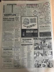 HÜRRİYET GAZETESİ 17 MART 1968 YIL :20 SAYI :7141---4 Bin metrede kapı koptu ,pilot boşluğa uçtu --10 Yıldır dargın olan sanatkarlar beraberce felekten bir gece çaldı ---Altına hücum yüzünden dolar ve  sterlinin  kıymeti devamlı düşüyor ---Uçağın yolcuları : ölümle hayat arasında 15 dakika geçirdik diyor ---Freni patlayan kamyonun çarptığı 5 öğrenciden biri öldü ,4 ü komada ---Mutlu bir evlilik için ne lazımdır ?---Robert Kennedy ,Başkanlık için Adaylığını Koyuyor ---Günün maçı : Fenerbahçe -D.Spor --Vefa dan bir puan daha gitti ---Gençlerbirliği Eskişehirspor u 1-0 mağlup etti ---Altınordu ,can havliyle uçuruma Feriköy ü itti --Ankara Valisi devri Süleyman Piyesini sahneden kaldırdı ---Üç dev sanatçı ilk defa bir araya  gelip fasıl geçtiler : Zeki Müren Safiye Ayla ,Münir Nurettin --