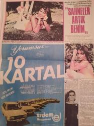 Merhaba Haftalık Aktüalite, Sinema ve Magazin Gazetesi - 13 Temmuz Sayı:105 - Müjde Ar S.O.S veriyor - Gülşen Bubikoğlu inzivaya çekildi - Selma Güneri babasının izinde - Ersan Erdura durmaksızın çalışıyor - Ahu Tuğba'nın güzellik reçetesi - Turgut Özal - Pakize Suda Assolistlikte iddialı - Suna Yıldızoğlu, Çetin Alp'ten çocuk istiyor - Sibel Egemen - Kırmızı Başlıklı Kız - Şiir Köşeniz - Linda Hartley - İlk filminde Alain Delon ile oynayacak - Jane Birkin itiraf etti - Ömer Şerif kızı yaşındaki sevgilisinden ayrılmıyor - Eğlendiğiniz yerde bizde vardık - Emin Cankurtaran - TV'ciler Devlet parasıyla hovardalık yapıyor - TV'de skandal! - Rüçhan Çamay'ı böyle yakaladık - Semiha Yankı patlamaya hazır - Yeşim dalıyor - Zeki Müren'in unutamadığı olay - Sanat Güneşimiz kırılan kadehi unutamıyor - Kristin Haydar'ın sesi soluğu kesildi - Zerrin Özer isyan etti - Fatma Girik kahroluyor - Memduh Ün - Sevda Ün -Melih Kibar - Çiğdem Talu - Nükhet Duru fotoğraf ve haberi - Tam Takım Gazete