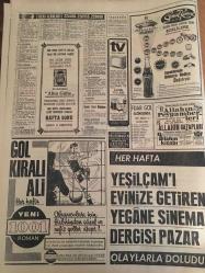HÜRRİYET GAZETESİ 14 MART 1968 YIL :20 SAYI :7138--Tatile gidenler yolda kaldı ---Fırtına ve sel Bitlis te 21 ev ile 3 dükkanı yıktı --Haşim Baba yı İstanbul dan ölüm ayırdı :Cenaze ,binlerce kişinin gözyaşı arasında kaldırıldı --Başbakan :Zorbalar fırsat  bulamayacak ---Eskişehir de beş yüz ev boşaltıldı --Polonya ve Çekoslovakya ihtilal havasına girdi ---Kong da bir köy toprak altında kaldı 260 kişi öldü ---Aşiretler arasında çıkan çatışmada 19 Kürt öldü ---Dünya Kupası arifesinde kötü imtihan :Tunus u yenemedik :0-0--İzmirspor  ile İstanbulspor Birinci Lig e terfi yolunda ---Adnan Süvari : Beş gol atacağımız maçı az daha kaybediyorduk ---Genç kız her gün katil balinanın sırtına biniyor --Amasya da 300 aile mahsur  kaldı --Mersin ve Antalya ya gidenler  denize girdi --İstanbul a imzasına atan adam İşcan --
