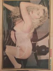 Harem Erkeklerin Dergisi - 2 Temmuz 1993 - Yıl:1 - Sayı:1 - Pınar Eliçe'nin Çıplaklık Günleri - Buse Başar - dansöz Derya San - Dansöz Bellinda - Sahnelerin esmer bombası Buse Başar ''Kalbim bomboş bir erkek arıyorum'' diyor - Pınar Eliçe ''İlk gece öyle kolay oldu ki...'' diyor - Buse Başar Posteri - Kadını yatakta çıldırtmanın 10 altın yolu - Kurt Kansen - Cinsel Sorunlarınıza Çözümler - Suna Abla Sizlerle - Madonna şarkıcı mı, sapık mı? - Kuytu bir köşe bizim seks yuvamız olacaktı - Elleri bir kadın gibi yumuşak teni ipek gibi - Mine Mutlu Posteri fotoğraf ve haberi - Tam Takım Dergi