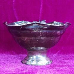 VINTAGE KELEBEK SÜSLÜ KENARLARI VOLANLI EL YAPIMI GÜMÜŞ KAPLAMA METAL ŞEKERLİK