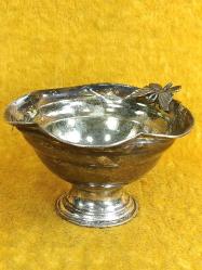 VINTAGE KELEBEK SÜSLÜ KENARLARI VOLANLI EL YAPIMI GÜMÜŞ KAPLAMA METAL ŞEKERLİK