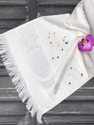 Gonca 30x50 Ceren (Oval) İşlemelik Saçaklı havlu - Krem
