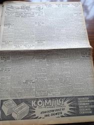 Cumhuriyet Gazetesi - 6 Ağustos 1956 - Libya Meliki Seyid El Sünusi Bugün Geliyor - Osman Bölükbaşı Ordu'da Konuştu - Müşterek İngiliz Fransız Kumandanlığı Kuruluyor - Moğolistanda Kızıl Çin'e Karşı isyan Başladı - Sophia Loren İle Sıpa Arkadaşı Fotoğraf - Periler Diyarında Bir Hafta Röportajı Yapan Yaşar Kemal Yazı Dizisi - Karanlıkta Sesler Yazan Perihan Zorlu Yazı Dizisi - İki Devrin Perde Arkası Yazan Samih Nafiz Tansu Yazı Dizisi - İstanbul'un Ezeli Derdi Seyrusefer Bozukluğu - Unesco Türkiye'ye Suni Yağmur Yağdıracak - Amerika Tayland'da Deniz Üssü İnşa Ediyor - Fransızlar Afganistan'da Bir Film Çevirecekler - 7500 Metre Denizaltında Film Çekildi - Karacaoğlan Yazan Yaşar Kemal Resimleyen Münif Fehim Yazı Dizisi - Resimli Romanımız Kraliçenin Gerdanlığı Yazan P. Gordeaux - Kahvenin Türkiye'ye İlk Getirildiği Tarih Ve Vaktiyle Halice Dökülen Kahveler - Avcılar Ve Atıcılar Bayramı - Galatasaray İstanbul Kürek Şampiyonu Oldu -  Dilber Film Yıldızı Ayten Çankaya Fotoğraf