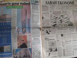 Sabah Magazin Gazetesi - 5 Temmuz 1993 - Sivas gergin! - Cafer Erçakmak - Aziz Nesin: ''Sivas'a yine gideceğim'' - Şehir erlerin cenazesinde PKK'ya öfke! - Sting Rüzgarı - Otel havuzunu oryantal tanıttı - Fatih Kısaparmak - Sevim Egesoy - Sabri Akkaya - Neriman Güler - Ruhiye Çağlar - Ahmet Vardar - Hasan'ın gurur mabedi - SEK'in satışı bir süre ertelenmeli - Atilla Özsever - Burakbey - Çerkez Ethem olayı çizgi romanı - Ermeniler Akdam'a girdi - Sırplar haraç kesiyor - Babalar ve oğullar! - Güven oylaması bugün - Sivas'ta gerginlik sürüyor - Terörde İran parmağı - Aziz Nesin: Sivas'a yine gideceğim - Salman Rüşdi - Bay Çiller'den hayat dersleri! - Koridor vicdanı Dinçmen'i onaylıyor - Ali Talip Özdemir - En büyük Ahmet Taşçı - Florya'da Kavga- Galatasaray 1993-94 - Ulvi-Müller takası - Hüsnü Çil - Bodrum cayır cayır! - Sinemanın ilk kadın profesörü - 7 milyarlık düğün fotoğraf ve haberi - Tam Takım Gazete