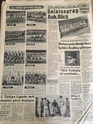 HÜRRİYET GAZETESİ 5 MART 1966 YIL :18 SAYI :6411---Polis ,yalan makinesini kullanmaya başlıyor ---Ankara da Hükümet Aleyhinde Beyanname Dağıtıldı ---Sanıklar artık dayak yemekten kurtulacak ---Lise mezunlarına yedek astsubaylık hakkı  verilmiyor ---Bekarlar Partisi Kuruldu ---MP, Seçimlerin Yenilenmesi için Meclise Başvuruyor ---Ajda Pekkan Adana ya gecede iki bin liraya şarkı söylemeye gitti ---Kaçakçılıktan sanık hava binbaşısı mahkemede dert yandı  :Bari suni ayağımı veriniz ---Merkez ilçelerinde ilkokulu bitirme kursları açılıyor ----Bir hırsız cephanede yüklü kamyonu çaldı ---Londra Büyükelçimizin Sekreteri Kıbrıslı Güzel Özcan Ameliyat Masasında Can Verdi ---Zeki Müren :En son plağını takdim eder --Galatasaray Ank.Gücü ---Göztepe puan  almağa hazır  lig lideri Beşiktaş çekiniyor --Türk Futbolu İyi Yoldadır ---Tamer Yiğit ,Sevda Ferdağ ,Tanju Gürsu ,Selda Alkor ----Selma Güneri  Son Kuşlarda Ediz Hun la ---Aşkların en hızlısını Tanju Gürsu ile Selda Alkor Yaşıyor ---
