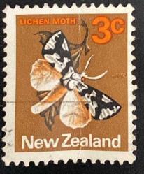 Yeni Zelanda Pulu- New Zealand Stamp -Mektup Zarfından Kesilmiş  / Postadan Geçmiş Pul Filateli - KELEBEK TEMALI YENİ ZELANDA PULU, 3 PARA  - YABANCI PULLAR - NOSTALJİK DOĞUM GÜNÜ HEDİYESİ
