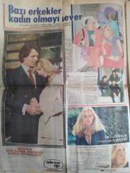 Hafta Sonu Haftalık Aktüalite Sinema Tiyatro Müzik ve Magazin Gazetesi - 31 Ekim 1980 - Sayı:45 - Hacı Yakup Cüreklibatur - Cüneyt Arkın - Fahrettin Cüreklibatur - Ali Poyrazoğlu - Tekin Siper - İsmet Üstekin - Selçuk Ural - Nazan Şoray - Zeki Müren, Azrail'i gıdıklıyor - Görünmeyen adamın gözüyle... - Bugünlere tansiyonuz çıkarsa - Ayşecik - Zeynep Değirmencioğlu - Serkan Acar - Ali Dinçer - Sevim Dinçer - Şakir Öner - Gülşen Bernkasteler - Kim, nerede, nasıl? - Faika Tunçbilek - Gülsüm Erbil - Nurdan Göbülük - Esen Çiftçi - Banu Alkan - Vedat Sertoğlu - Sevda Ferdağ - Ferda Ferdağ - Suna Pekuysal - Diana Ross - Aile boyu plak - Muazzez Abacı'nın bavul hayatı - Serpil Barlas - Ediz Onay - John Walton - Yıldız Ayhan - Zerrin Özer, biraz da tiyatrocudur - Kibariye - Ferdi Tayfur - Hülya Koçyiğit - Gönül Yazar - Sinan Birsel - Sezer Güvenirgil - Bülent Ersoy bitmiş - 38 günde 9 kilo verdi - Sabih Kanatoğlu - Necla Poyraz - Tam Takım Gazete