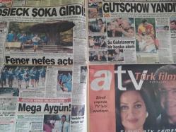 Sabah Magazin Gazetesi - 13 Temmuz 1993 - Zonguldak yardım paraları ne oldu? - Tansu Çiller, ''Seçmeli Kürtçe dersi tartışalım'' - Hülya Avşar - Bahadır Onur - Kenan Evren - Claudia Schiffer - Julio Bocco - Asım Can Gündüz - Şebnem Tunç - Polise kanlı tuzak - Mehmet Yılmaz - Zirvedeki hastaneler - Sven Harlen - Hızlı tramvay tam gaz - Keriman Ulusoy - Leyla Umar - Kazaklar geliyor! - Avrupa'da satan satana - Burakbey ve Çerkez Etem olayı çizgi romanı - Necmettin Erbakan - Şemsi Denizer - Mehmet Zıp - Hasan Cemal - Kartal'da heyecan - Derya hem sevinçli hem üzgün - Trabzonspor'da kritik son 3 gün - Osieck şoka girdi! - Fener nefes açtı - Mega Aygün! - Gütschow yandı! - Şu Galatasaray bir başka alem - Rafting Şampiyonası - İstanköy tam bir turizm cenneti - 10 aylık geline kanlı gözyaşı - Hasan Pehlivan - Bodrum'un karşı komşusu fotoğraf ve haberi - Tam Takım Gazete
