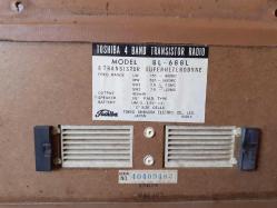 Toshiba 8L-688L MW/LW/SWx2 8 transistör radyo