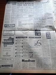 Milliyet Gazetesi - 25 Şubat 1961 - Cezalı Vergiler Taksite Bağlanıyor - Yedek Öğretmenler Tazminat Alacaklar - İnkılap Aleyhtarı 7 Kişi Yakalandı - Rus Notasına Cevap Verdik - İçişleri Bakanı Nasır Zeytinoğlu İdarecilerle İki Toplantı Yaptı - Kıbrıs Türklerine İnşaat Malzemesi Gönderiliyor - Çetin Altan Köşe Yazısı - Bulmaca - Adliye Sarayında Zorlukları Halleden Bir Büro Kuruldu - Abdülcanbaz'ın Maceraları Çizgi Roman Çizen Turhan Selçuk - Bir Rüzgar Esti Yazan Daniel Gray Yazı Dizisi - Allahlık Ali Bey Çizen Swan - Cisco Kid Çizen Jose Salinas Rod Reed-- Boncuk Walt Disney - Sahne Aşkları Çizen Leonard Starr - Demokrat İzmir Davasına Sekiz Sanık Daha Katıldı - Radyolin Diş Macunu - İki Dev Atlet Brumel Mi Thomas Mı - Yalçın Granit Basketbol Milli Takım Antrenörü oldu - Metin Oktay Formam İçin Oynayacağım Dedi - Tokyo Güreş Şampiyonası Hazırlığı Mart'ta Başlıyor - Milli Ligin Ağırlık Merkezi İzmir'de - Merhum Dünya Şampiyonu Yaşar Doğu'nun Ailesi İçin 15.159 Lira Toplandı
