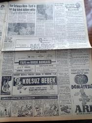 Milliyet Gazetesi - 12 Şubat 1961 - Ankara'da Dün 6 Parti Kuruldu - Kurulan Partiler Memleketçi Parti Cumhuriyetçi Mesleki Islahat Partisi Çalışma Partisi Mutedil Liberal Parti Adalet Partisi Türk İşçi Ve Çiftçi Partisi - Ekrem Alican Ve Arkadaşlarının Partisi Dün de Kurulamadı - Bütçe Gerekçesi Dün Temsilcilere Dağıtıldı - Topkapı Davasında Dün 5 Sanığın Daha Müdafaası Bitirildi - Milliyet Ekibi Cehennem Gemisi Zaroniç'e Çıktı - Assubaylara Da Zam Kabul Edildi - Maden Okulu Teknik Okula Bağlanıyor - Bugünkü Burç Falınız - Çetin Altan Köşe Yazısı - Abdülcanbaz'ın Maceraları Çizgi Roman Çizen Turhan Selçuk - Halit Kıvanç Köşe Yazısı - Rus Casusları Arasında 3 Yıl Yazı Dizisi - Johnny Hazard Çizen Frank Robbins - Allahlık Ali Bey Çizen Swan - Galatasaray Vefa Önünde Bocaladı - Fenerbahçe'yi Haflar Galip Getirdi - Galatasaray Voleybolda Şampiyon - Ali Yücel Tuşla Şampiyon - Mahallî Ligde Beyoğluspor İle Anadolu Berabere