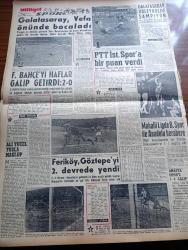 Milliyet Gazetesi - 12 Şubat 1961 - Ankara'da Dün 6 Parti Kuruldu - Kurulan Partiler Memleketçi Parti Cumhuriyetçi Mesleki Islahat Partisi Çalışma Partisi Mutedil Liberal Parti Adalet Partisi Türk İşçi Ve Çiftçi Partisi - Ekrem Alican Ve Arkadaşlarının Partisi Dün de Kurulamadı - Bütçe Gerekçesi Dün Temsilcilere Dağıtıldı - Topkapı Davasında Dün 5 Sanığın Daha Müdafaası Bitirildi - Milliyet Ekibi Cehennem Gemisi Zaroniç'e Çıktı - Assubaylara Da Zam Kabul Edildi - Maden Okulu Teknik Okula Bağlanıyor - Bugünkü Burç Falınız - Çetin Altan Köşe Yazısı - Abdülcanbaz'ın Maceraları Çizgi Roman Çizen Turhan Selçuk - Halit Kıvanç Köşe Yazısı - Rus Casusları Arasında 3 Yıl Yazı Dizisi - Johnny Hazard Çizen Frank Robbins - Allahlık Ali Bey Çizen Swan - Galatasaray Vefa Önünde Bocaladı - Fenerbahçe'yi Haflar Galip Getirdi - Galatasaray Voleybolda Şampiyon - Ali Yücel Tuşla Şampiyon - Mahallî Ligde Beyoğluspor İle Anadolu Berabere