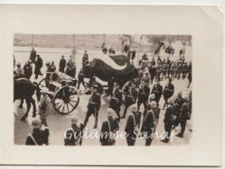 Ankara İlk Meclis Yolunda Atatürk'ün Naaşının Taşınması